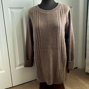 Women’s Gap boyfriend cableknit sweater